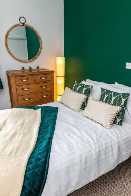 * Popular * Stunning Quiet Apartment By The Sea Torquay Exterior photo